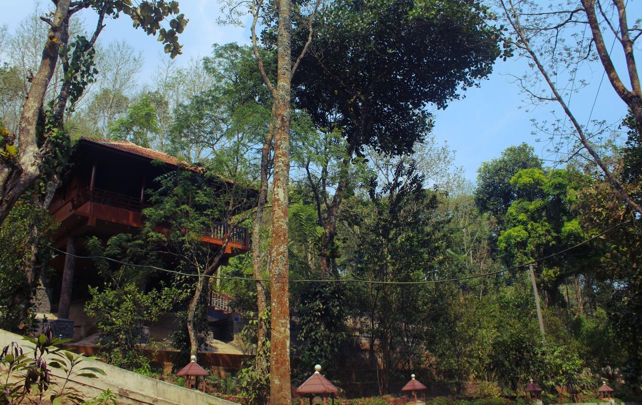 Kalppavanam Heritage Resort Thekkady Exterior foto